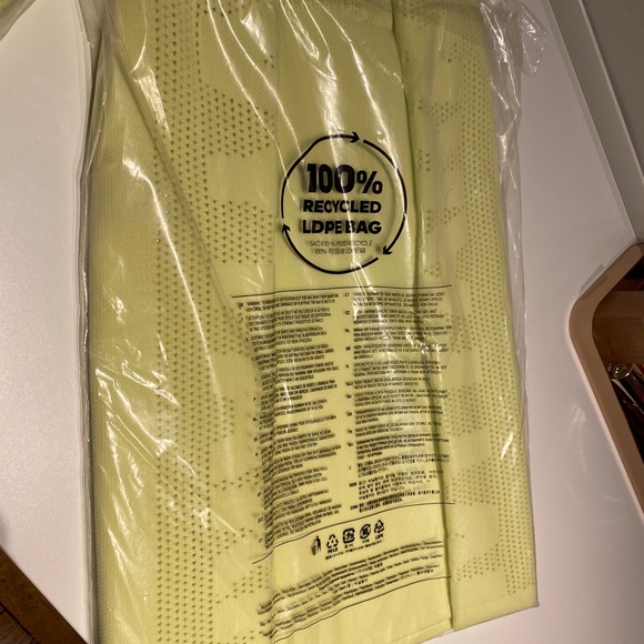 Adidas x Ivy Park Canari Yellow skirt set - Picture 4 of 5